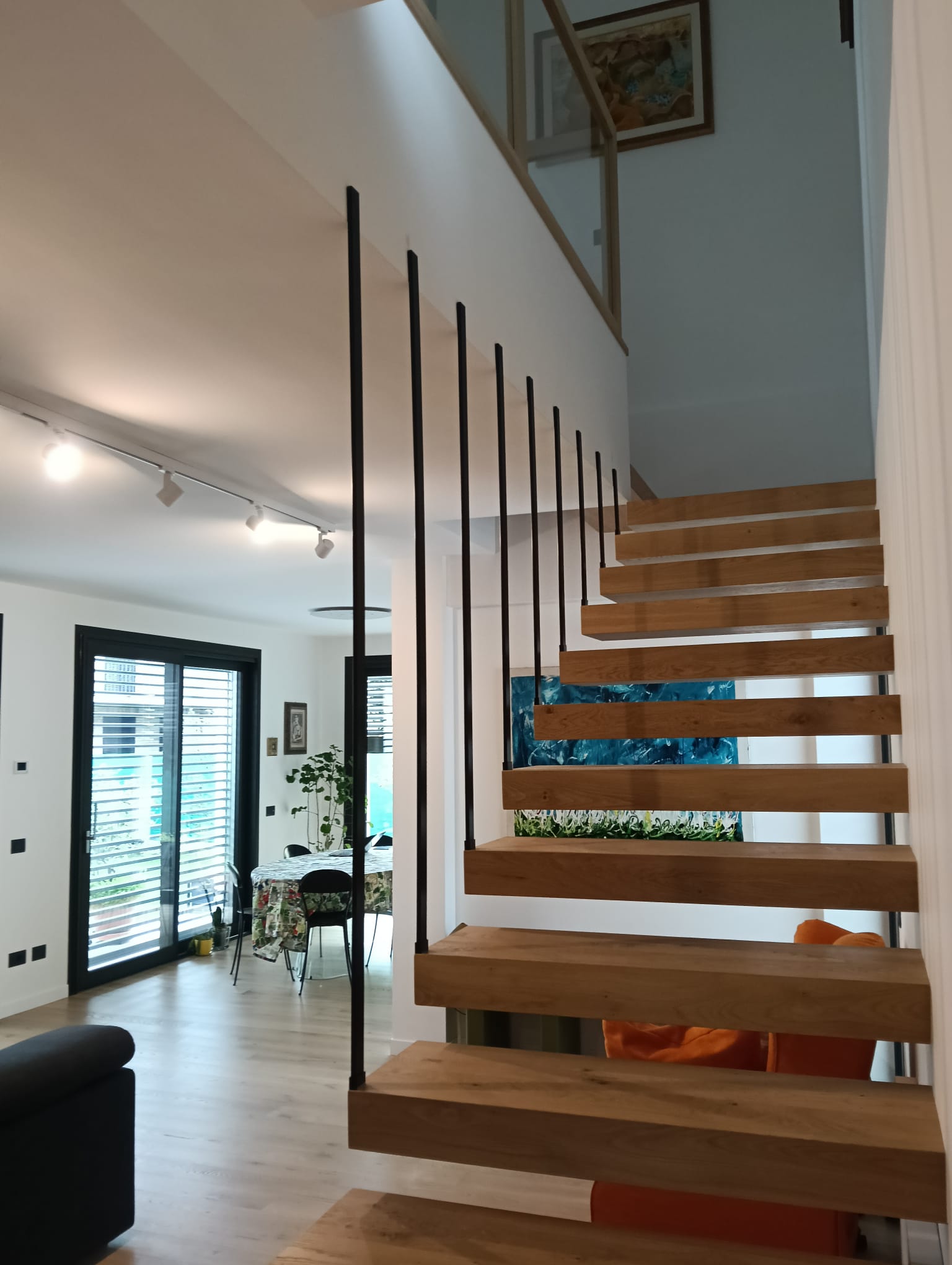 SCALA INTERNA (4)